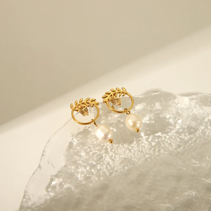 BOUCLES D'OREILLES FUSHIA